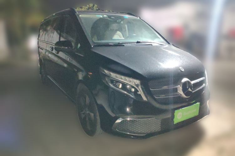 Used Mercedes-Benz V-Class 2022 V 260 Prestige Edition Front Right 45 Deg