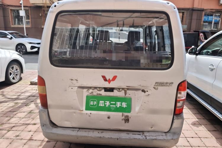 Used Wuling Zhiguang 2010 1.0L New Version Practical Short-Body L2Y