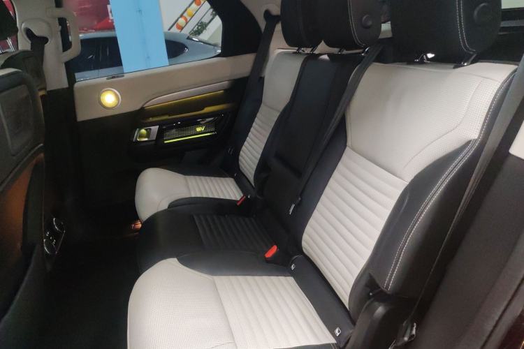 Used Land Rover Discovery 2021 360 PS R-Dynamic S
