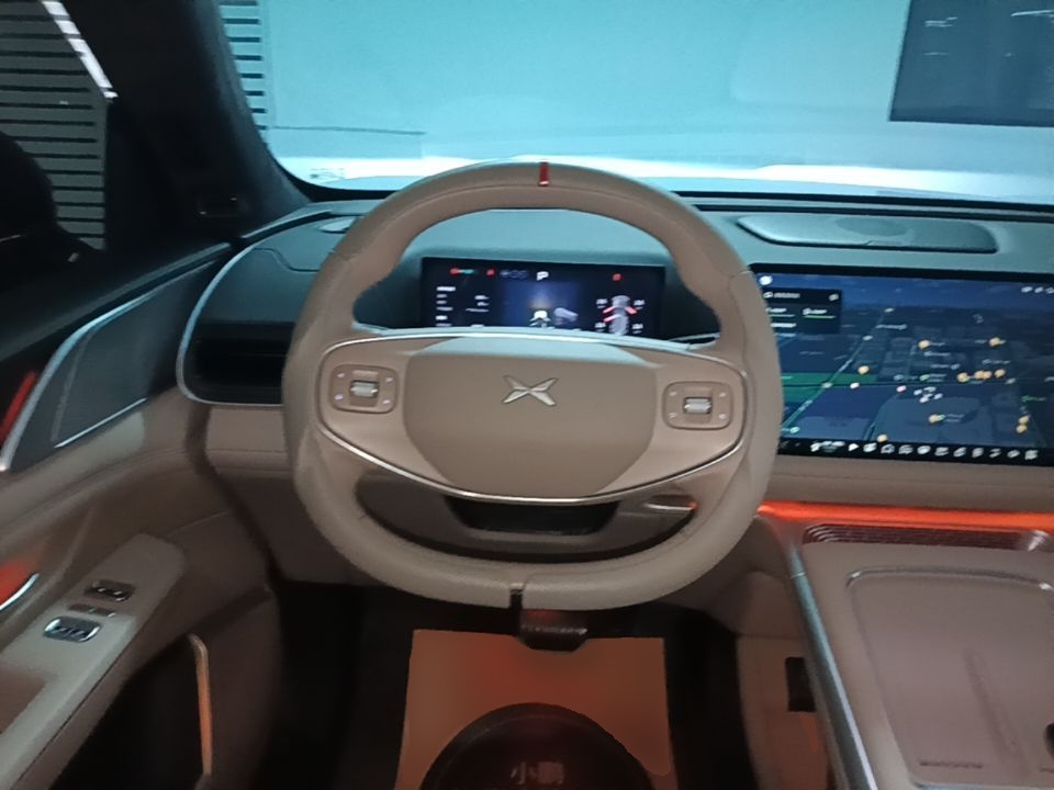 XPeng G9 2025 725 with Ultra-Long Range Max — снимка 13