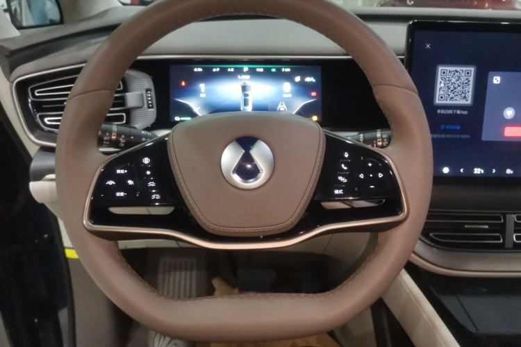 Used Denza D9 2022 DM-i 970 Four-Wheel Drive Flagship Model
