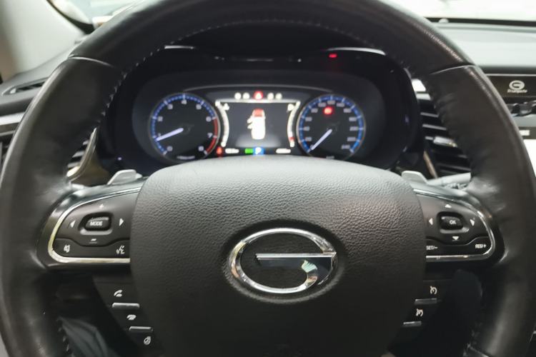 Used GAC Trumpchi GS8 2017 320T Four-Wheel Drive Luxury Smart Connectivity Version (7 Seats)
