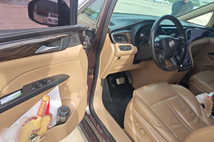 Used Buick GL8 2017 ES 28T Premium Version China V Standard Driver Seat