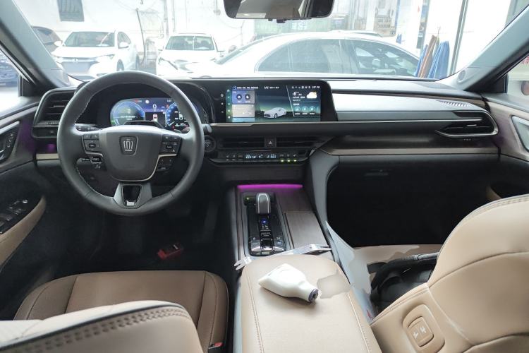 Used Toyota Crown 2024 2.5L Ultimate Edition Center Console