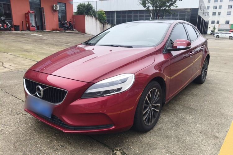 Used Volvo V40 2017 T3 Zhiyi Edition Guazi used car, China used car export, Used car for sale, Used cars, Cheapest cars for sale