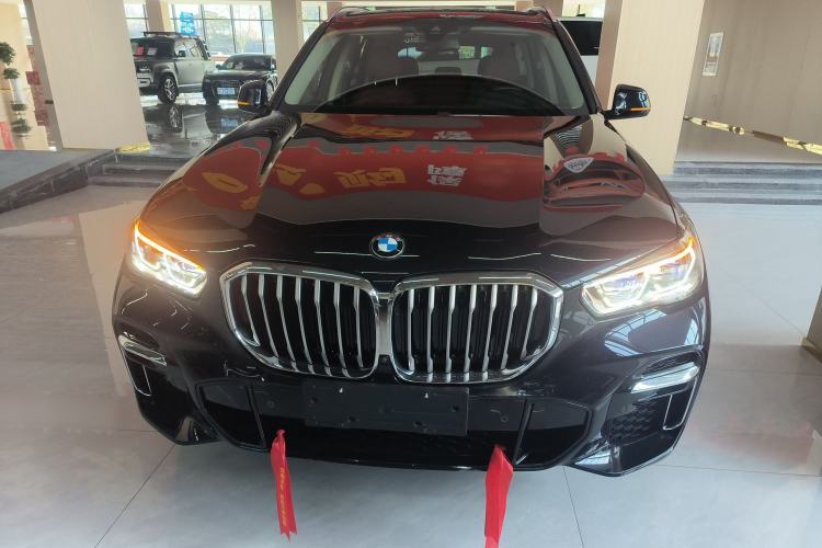 Used BMW X5 2022 Restyled xDrive 30Li Luxury Version M Sport Package
