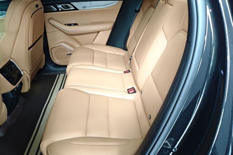 Used Lynk & Co 09 EM-P 2025 2.0TD EM-P Four-Wheel Drive Max Five Seats