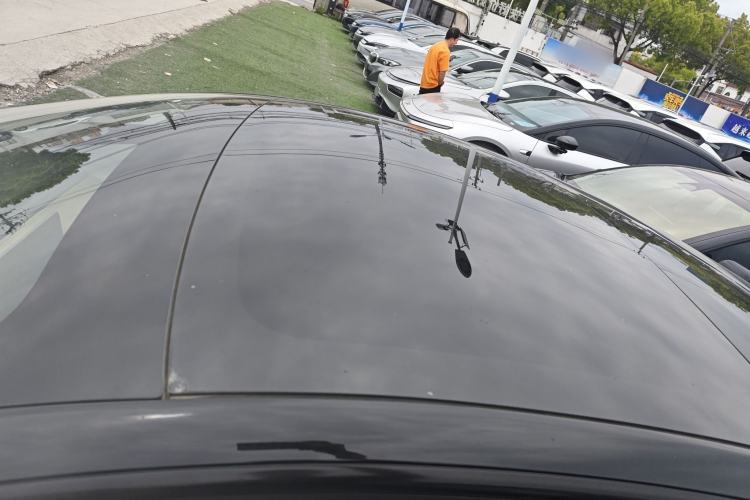 Used Tesla Model 3 2022 Rear-Wheel-Drive Version Roof