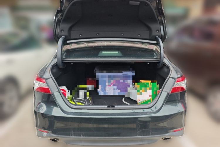 Used Toyota Camry 2018 2.5G Luxury Edition Trunk