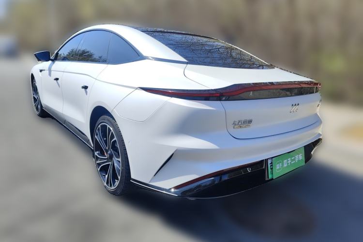 Used IM L7 2022 Pro Model Rear Left 45 Deg