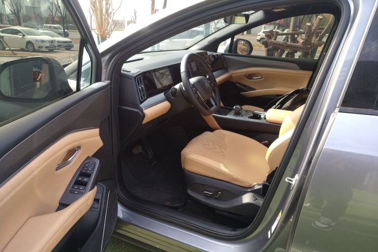 Used BYD Song L DM-i 2025 Intelligent Driving Version 160 km Beyond-Range Type