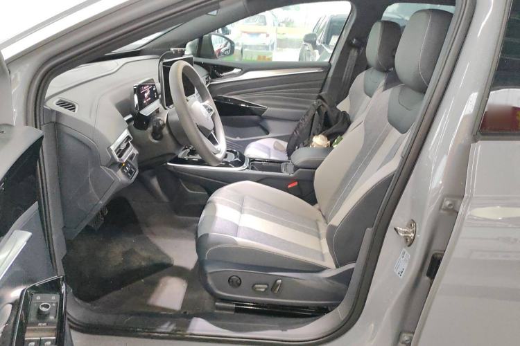 Used Volkswagen ID.4 CROZZ 2025 Pure Edition