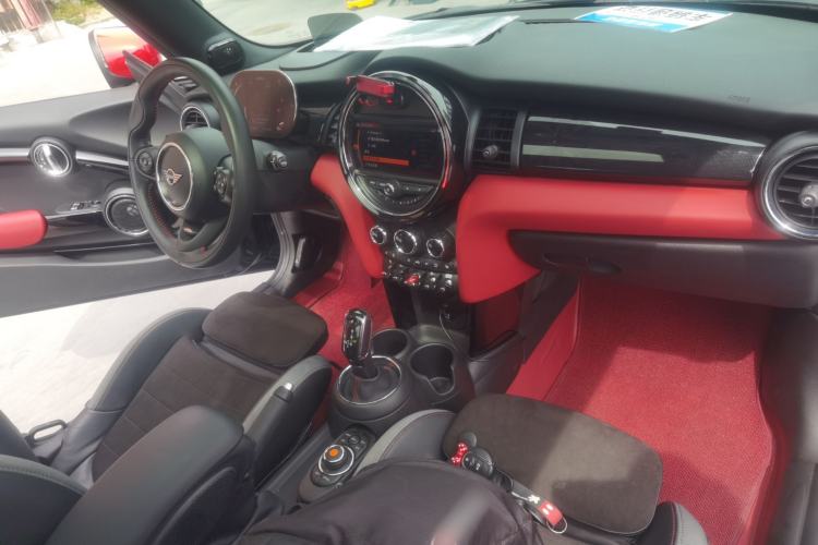 Used MINI JCW 2021 2.0T JOHN COOPER WORKS ALL-IN Center Console