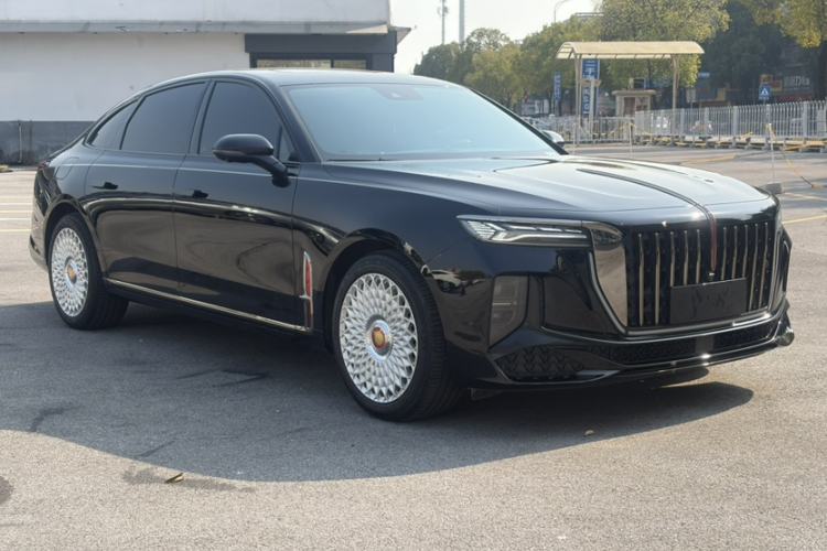 Used Hongqi H9 2024 2.0T Qichang Private Enjoyment Luxury Edition
