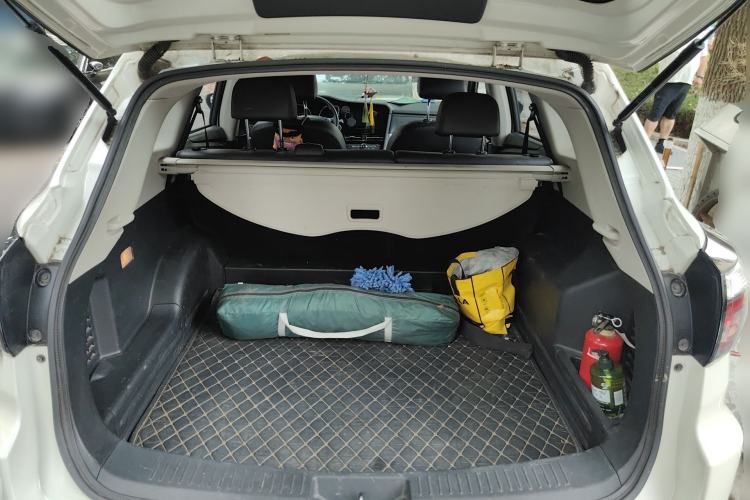 Used Venucia T70 2018 2.0L CVT Smart Enjoyment Version Trunk