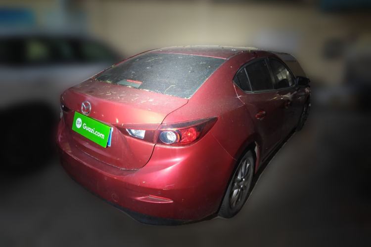 Used Mazda 3 Axela 2016 Sedan 1.5L Automatic Luxury Model