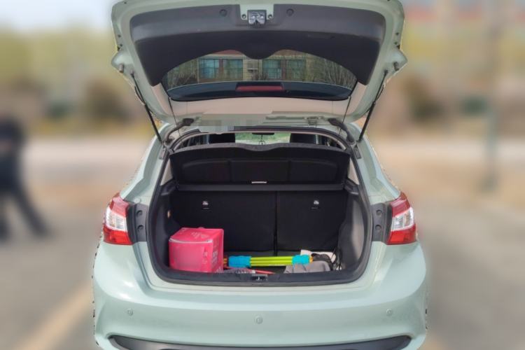 Used Nissan Tiida 2024 1.6L CVT Cool Dynamic Edition Trunk