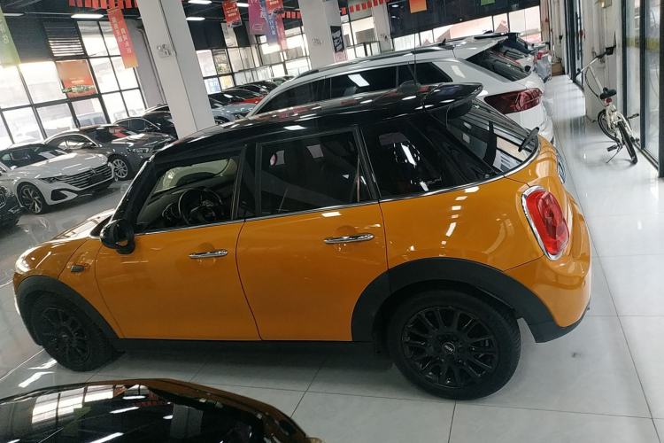 Used MINI MINI 2015 1.5T COOPER Fun Five-Door Edition
