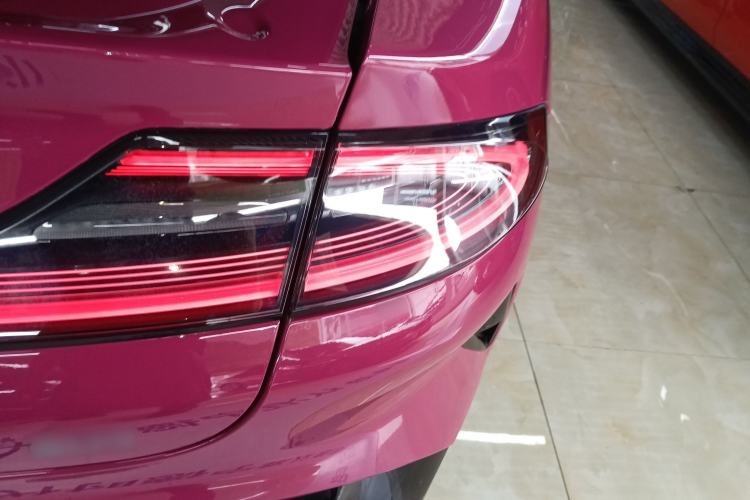 Used Xiaomi Auto SU7 2024 Rear-Drive Long-Range Intelligent Driving Version