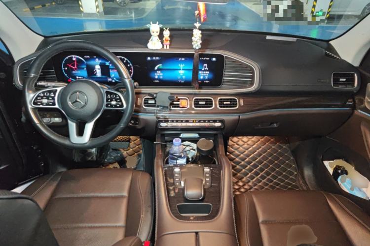 Used Mercedes-Benz GLE 2021 GLE 350 4MATIC Dynamic Edition Center Console