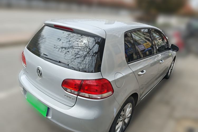 Used Volkswagen Golf 2010 1.6 Automatic Comfort Edition Rear Right 45 Deg