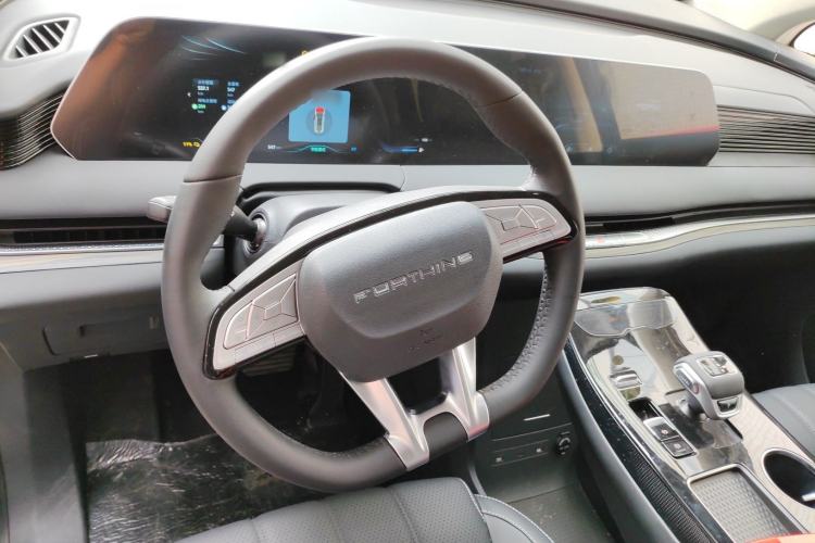 Used FORTHING Xinghai V9 2026 Model, Smart Enjoyment Series, 200km Flagship Edition
