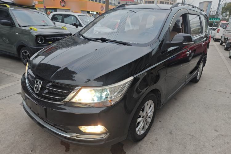 Used Baojun 730 2016 1.5T Manual Comfort Version 7 Seats
