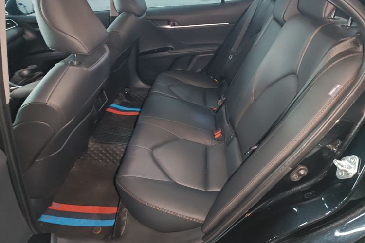 Used Toyota Camry 2023 2.0G Luxury Edition
