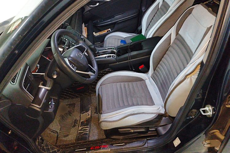 Used Honda Civic 2019 220TURBO CVT Dynamic Edition China VI Left Front Seat