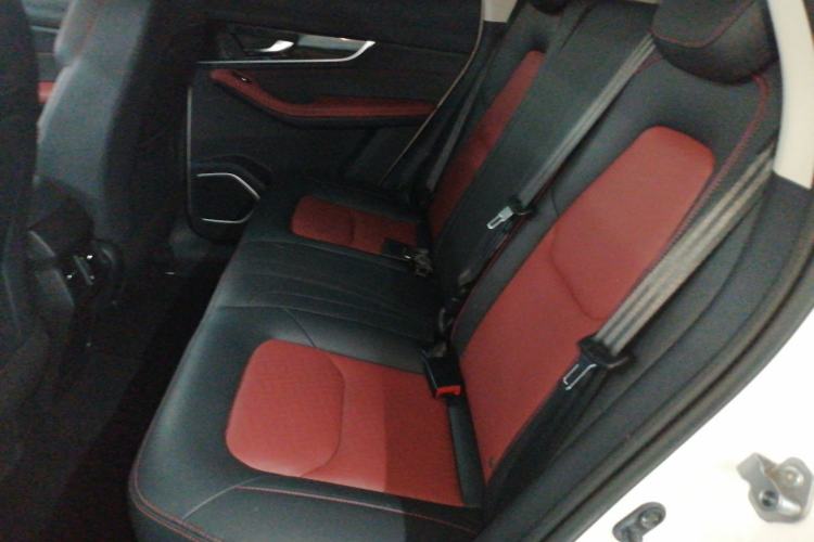 Used Bestune T33 2019 1.6L Automatic Connected Smart Cool Version China V Emission Standard