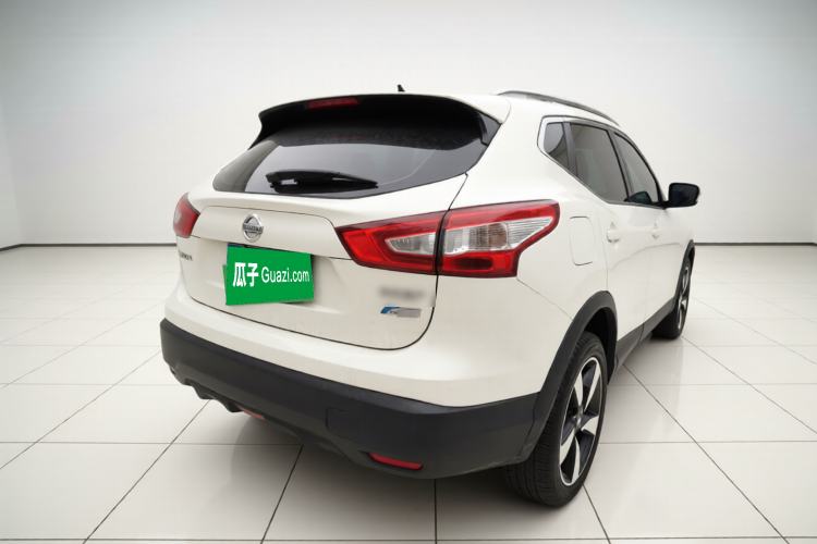 Used Nissan Qashqai 2016 2.0L CVT Luxury Edition Exterior 5