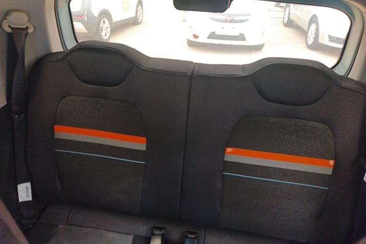 Used Wuling Hongguang MINIEV 2022 Zizai Version Lithium Iron Phosphate Left Rear Seat
