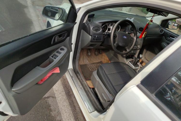 Used Ford Focus 2013 Hatchback Classic 1.8L Manual Base Model Driver Seat