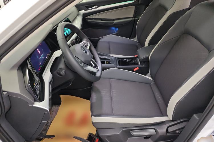 Used Volkswagen Golf 2023 Facelift 280TSI DSG Pro
