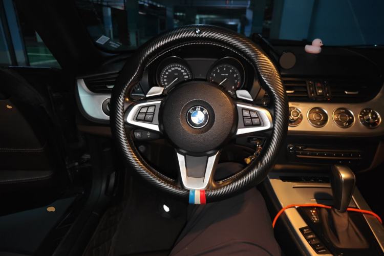 Used BMW Z4 2009 sDrive23i Leading Model Steering Wheel