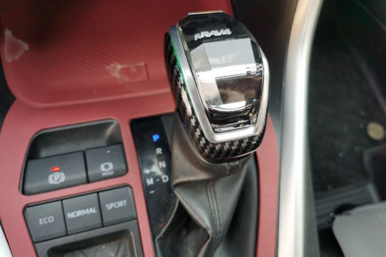 Used Toyota RAV4 2021 2.0L CVT Two-Wheel Drive Fashion Edition