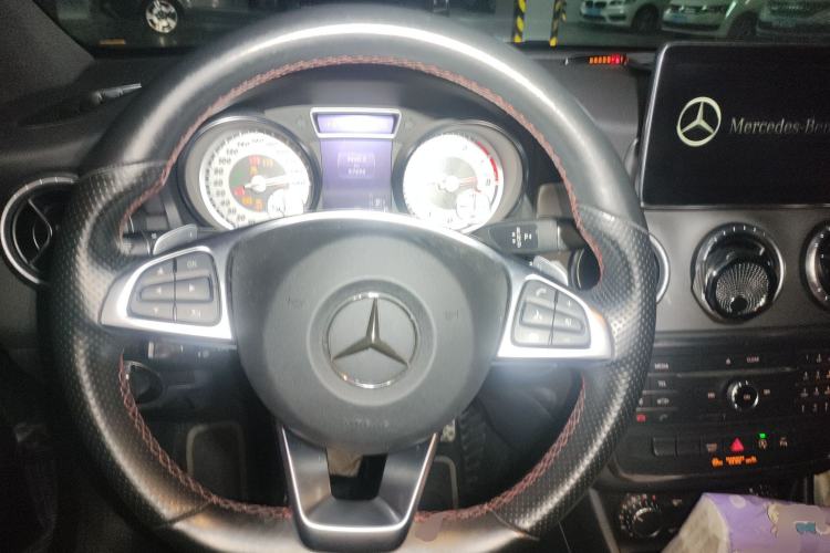 Used Mercedes-Benz CLA 2015 CLA 220 4MATIC Steering Wheel