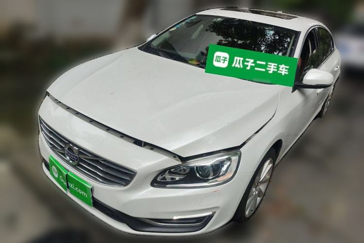Used Volvo S60 2015 S60L 2.0T Zhiyuan Edition