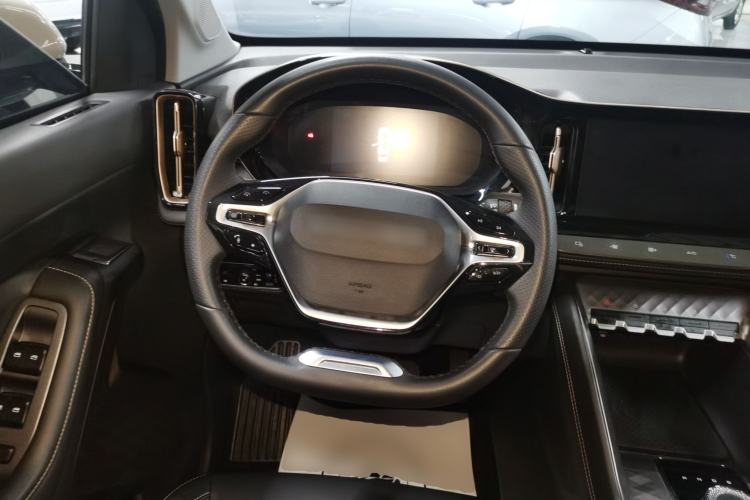 Used Wuling Xingyun 2023 2.0L DHT Flagship Edition
