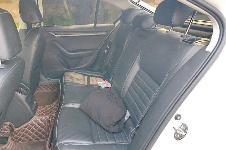 Used Skoda Octavia 2017 1.6L Automatic Smart Drive Edition Left Rear Seat