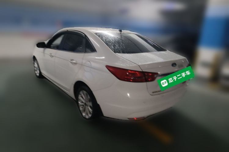 Used Ford Escort 2015 1.5L Automatic Fashion Model