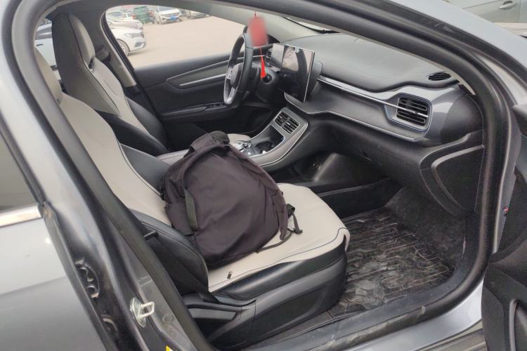 Used BYD Destroyer 05 2023 Champion Edition DM-i 120KM Prestige Model Right Front Seat