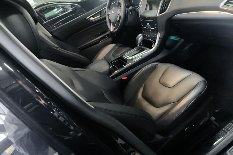 Used Ford Edge 2016 EcoBoost 245 Four-Wheel Drive Titanium 7-Seater