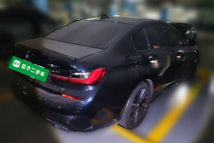 Used BMW 3 Series 2021 325i M Sport Night Edition package Rear Right 45 Deg