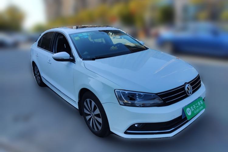 Used Volkswagen Sagitar 2018 1.6L Automatic Comfort Model Front Right 45 Deg