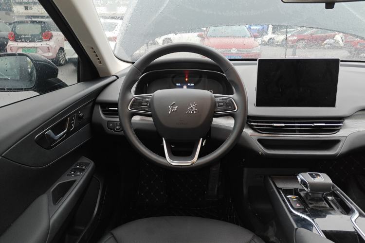 Used Hongqi E-QM5 2021 Online Booking Charging Basic Edition 5 Seats Steering Wheel