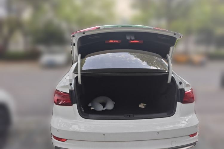 Used Audi A3 2017 Limousine 35 TFSI Sport Edition Trunk