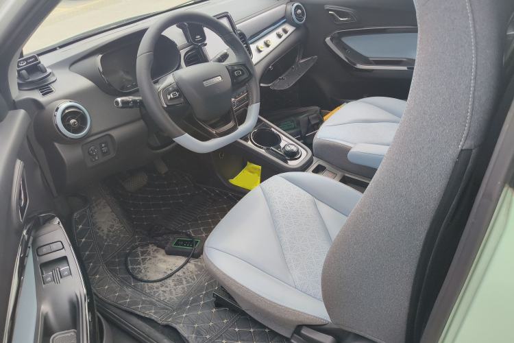 Used Chery Little Ant 2022 Revised Version Sweet Pink Edition Half-Sugar Version Lithium Iron Phosphate 30.7 kWh 30 kW 301 km Left Front Seat