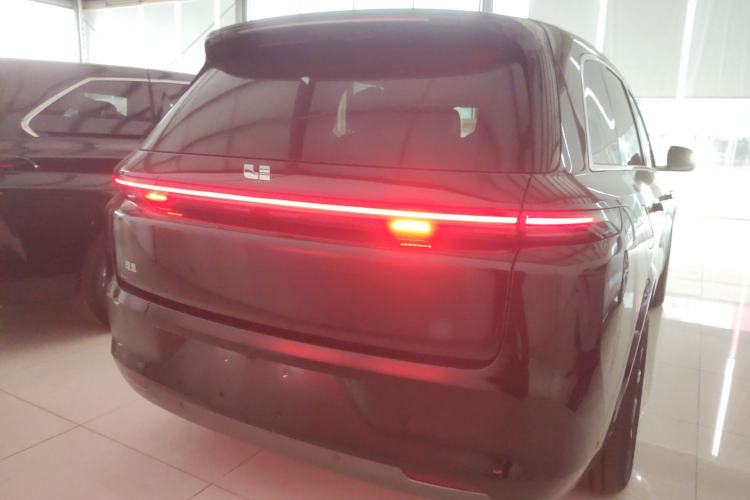 Used Li Auto L8 2025 Pro Smart Refresh Edition