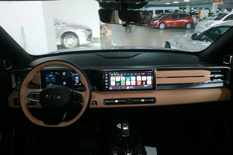 Used Geely Auto icon 2023 1.5TD Chocolate Smoothie Edition
